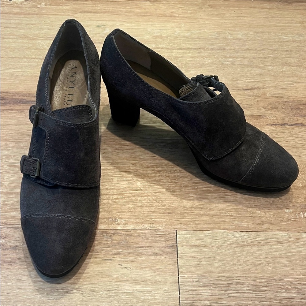 Anyi Lu Nancy Suede Monk Strap Pumps Gray Italian Leather Block Heels Size 41/10
